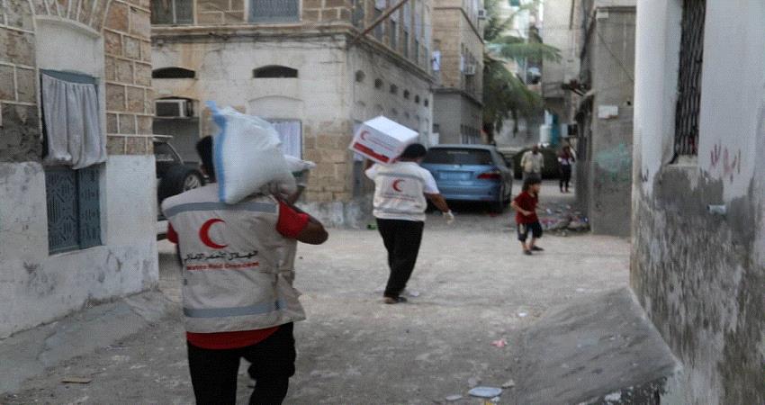 خلال رمضان.. هلال الامارات وزع 770 طنا من المواد الغذائية على أهالي حضرموت