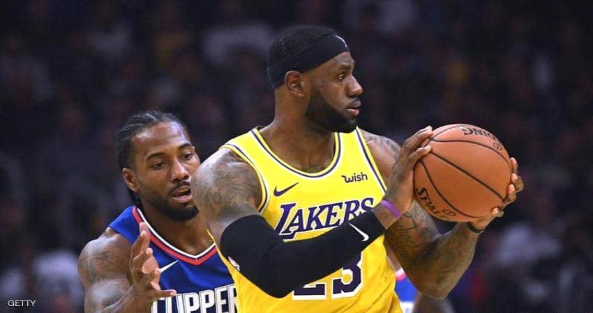 NBA" تدرس استكمال الدوري في مكان الأطفال المفضل