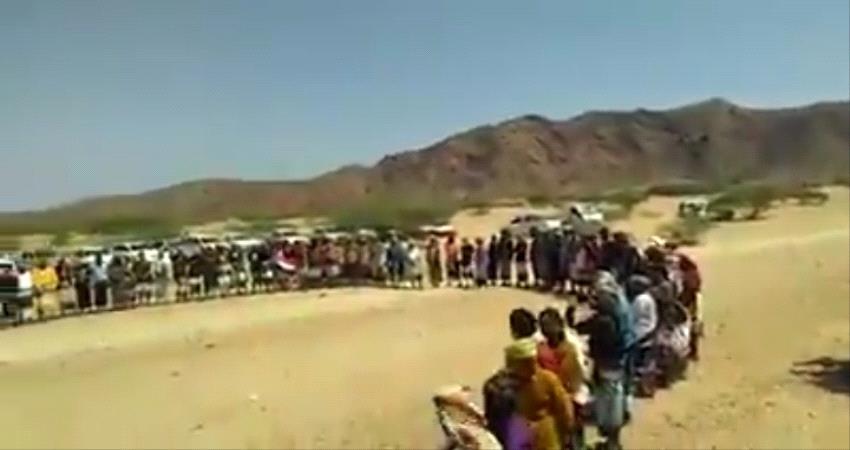 عاجل.. إجتماع لقبائل باكازم يرفض جرائم ميليشيات الاخوان في أبين