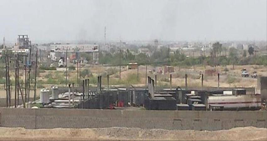 بعد بلوغ الحرارة درجة عالية .. سكان بلحج يغادرون البيوت الى الهواء الطلق 