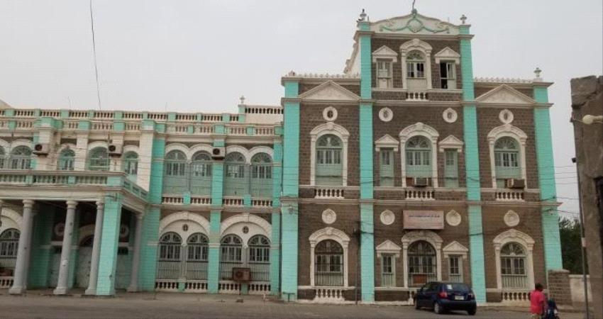 "هوية عدن".. مشروع مجتمعي لإنقاذ موروث المدينة المتهالك