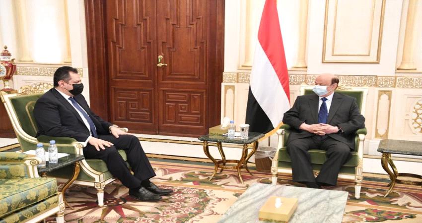 الرئيس هادي يكشف موقفه من تشكيل حكومة المناصفة