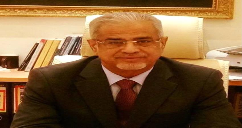 اكاديمي جنوبي : ايام سوداء ستأتي على مسئولين في الشرعية