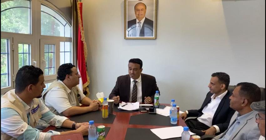 وزارة الإدارة المحلية تناقش مع UNOPS تنفيذ مشاريع خدمية وتنموية