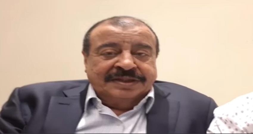 بن بريك يكشف سبب مغادرته إلى مصر ويحدد موعد عودته إلى عدن