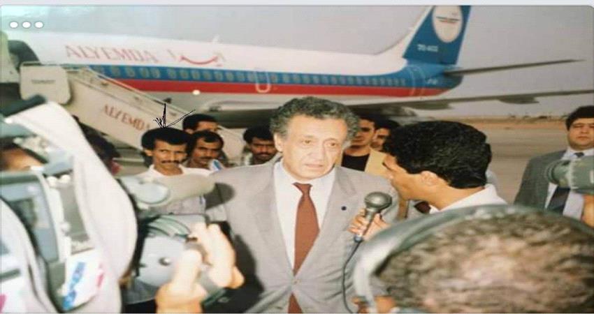 حرب 1994 انتجت سياسة خارجية يمنية " احادية الشطر "