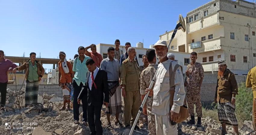 تدشين حملة إزالة مخلفات الحرب من مبنى أمن لحج