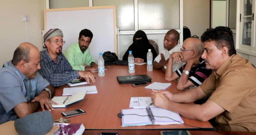 إقرار تنفيذ عددا من المشاريع الخدمية شمالي عدن 