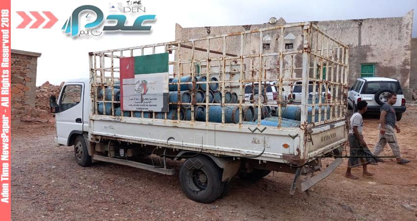 الامارات تفتتح محطة كهربائية في سقطرى وتغيث حضرموت والحديدة وتعز بالغذاء والدواء