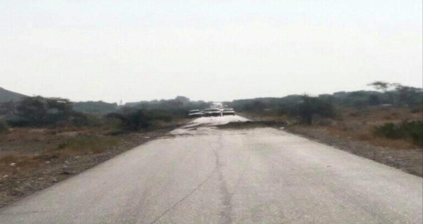 استهداف موكب للقوات الإماراتية بشبوة .. والطيران الحربي يحلق