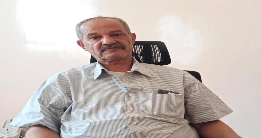 مدير عام ضرائب لحج: نطالب بتثبيت المتعاقدين وتأثيث المكتب