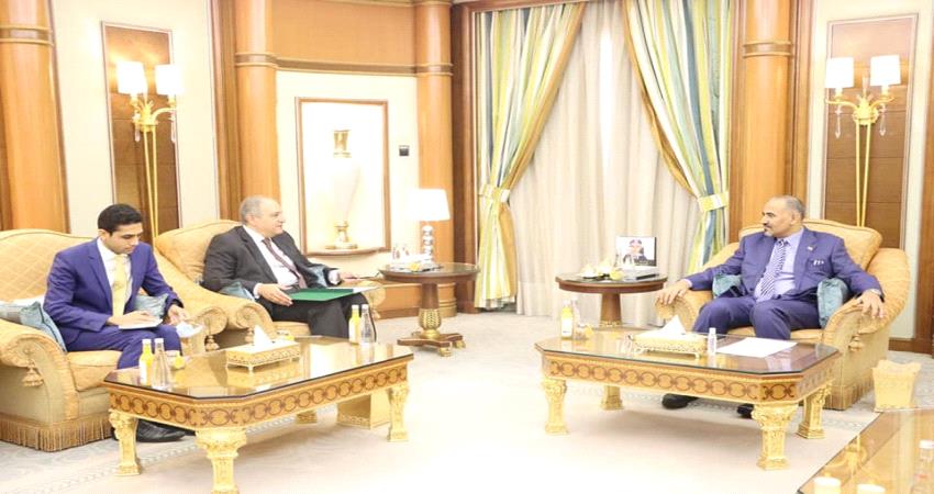 الأهداف والمصالح والتهديدات المشتركة في لقاء جمع اللواء الزبيدي وسفير مصر 