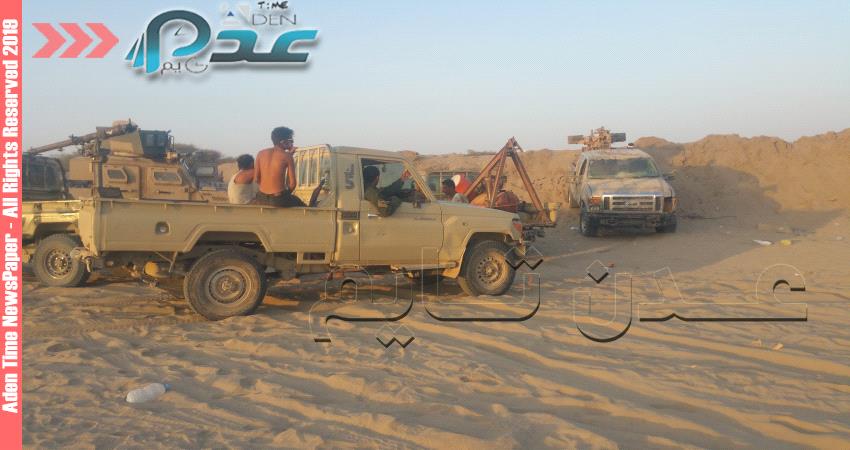 (عدن تايم) في الخطوط الأمامية في جبهة الطرية بأبين وتلتقي بقيادات وجنود ( تقرير )