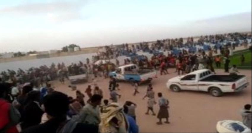 فيديو/ اخوان شبوه يواجهون الشعارات الجنوبية بالرصاص