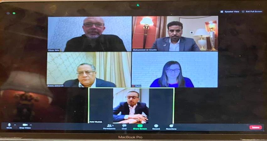 رئيس وحدة شؤون المفاوضات في المجلس الانتقالي يشارك في لقاء وصف بالمثمر 