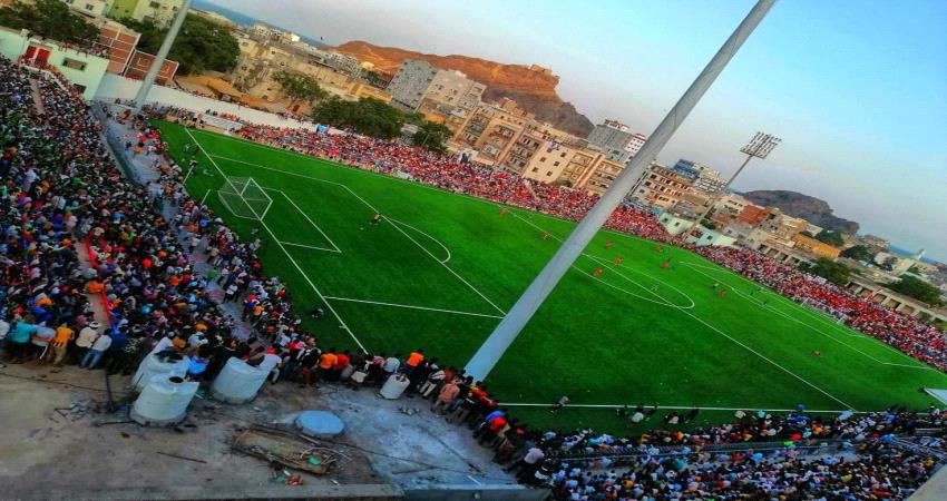 عاجل/الوحدة يفوز على التلال في عرس عدن الكروي