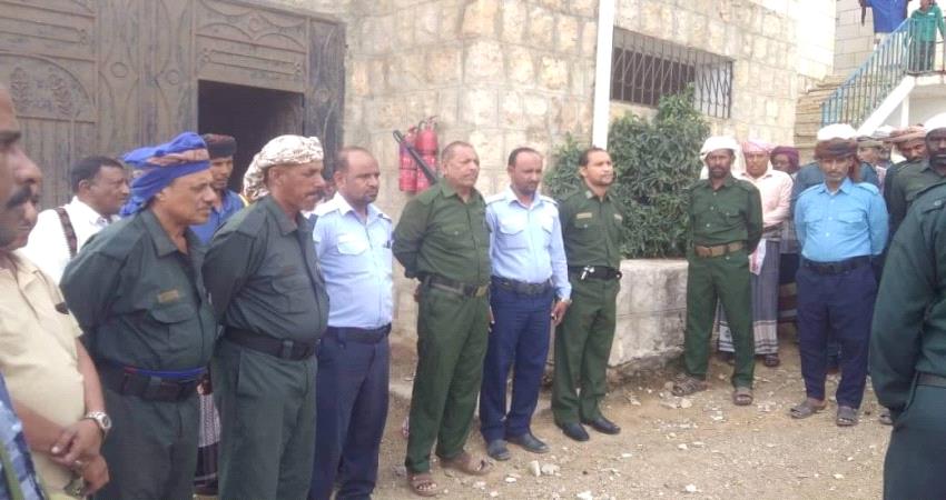 نائب مدير شرطة سقطرى يوجه بتفعيل الدوريات لتعزيز أمن المحافظة