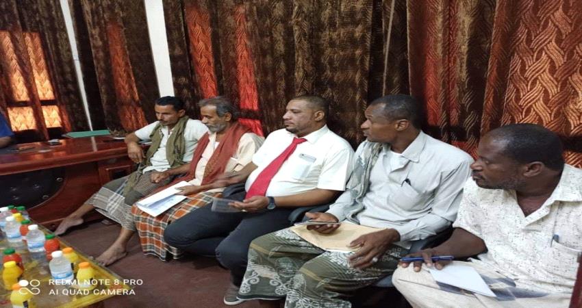 مناقشة مقترحات المشاريع المدعومة من الوكالة الألمانية بحوف المهرة