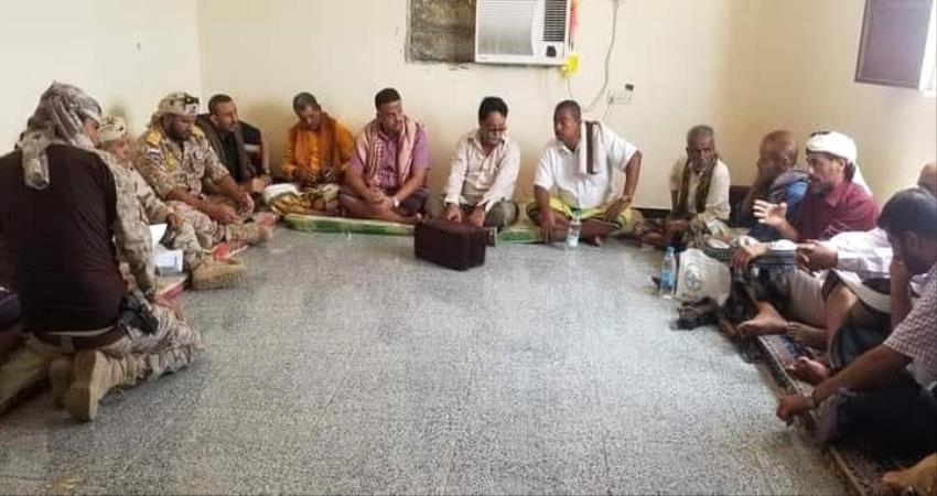 بينهم قائد لواء .. صفقة تبادل اسرى بين القوات الجنوبية ومليشيات الاخوان بأبين