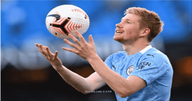 دي بروين أفضل لاعب وسط في دوري الأبطال