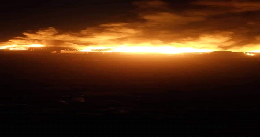 عاجل/ قصف حوثي يدمر احد اكبر مصانع اليمن