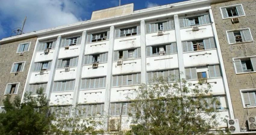 موظفو قناة حكومية بعدن يناشدون بتسوية اوضاعهم المالية اسوة بموظفي القناة بـ " المملكة "