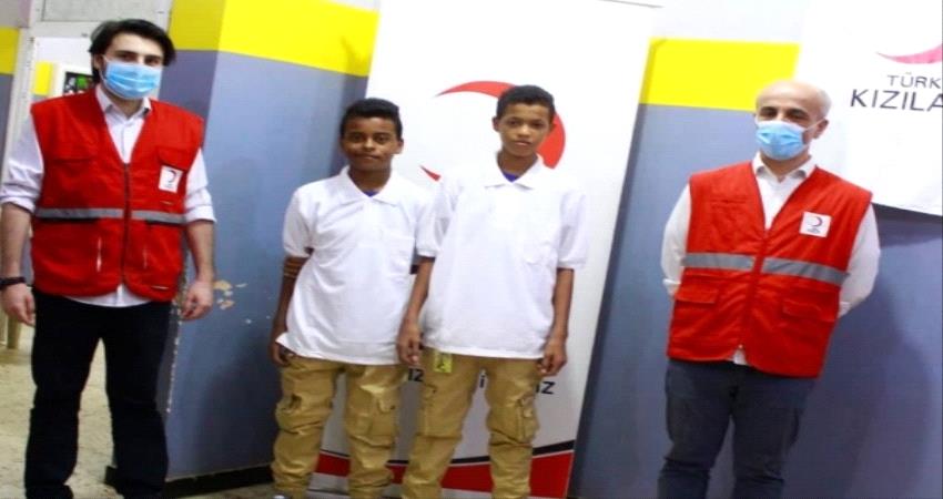 الافراج عن اعضاء بعثة تركية بعدن بعد ساعات من التحفظ عليهم