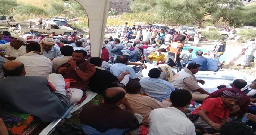 يافع .. لقاء قبلي يقف أمام قضية قتل وينزع فتيل التوتر