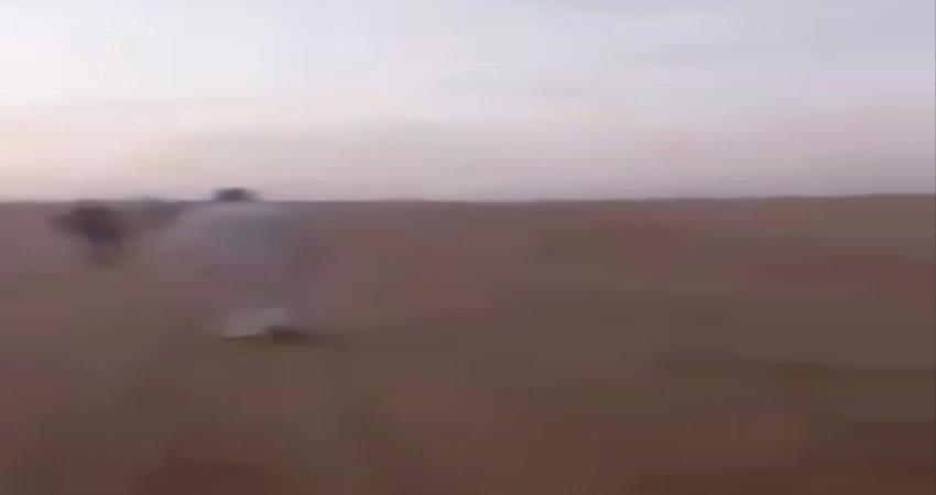 فضيحة.. قوات الشرعية تتقطع للمسافرين في مأرب وتنهب ممتلكاتهم !