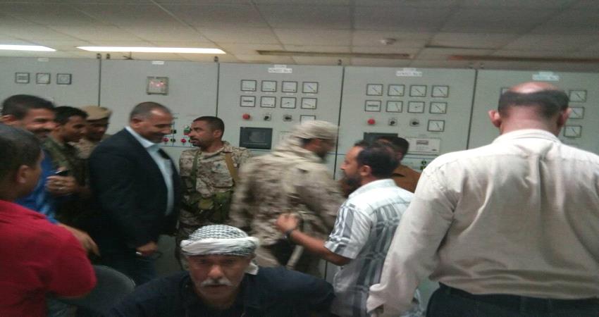 وصول الدفعة الاولى من مولدات محطة " الانتقالي " لدعم كهرباء عدن