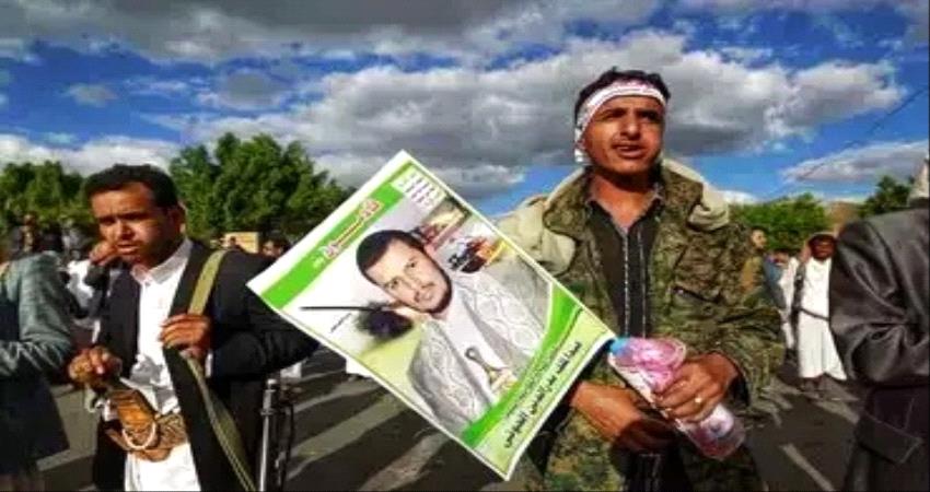 في هجمات أسفرت عن مقتل مدنيين.. قذائف الحوثي تستهدف أحياء سكنية مكتظة بالسكان 