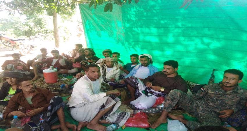 لحج.. قائد اللواء العاشر صاعقة يستقبل الأسرى المحررين