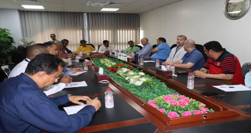 فريق خبراء أممي يقيم الوضع الأمني بمطار عدن ويبحث احتياجات تطويره وفق أنظمة الطيران العالمي