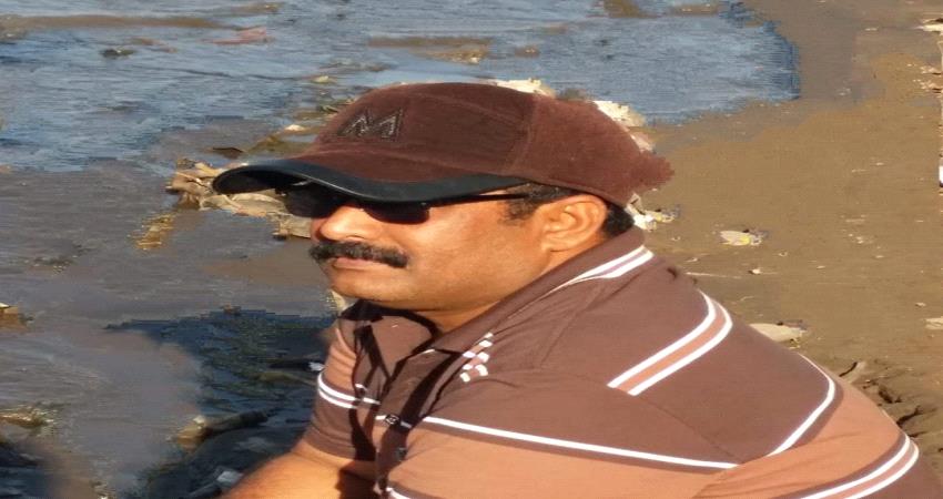 قيادي مؤتمري في عدن يتهم أعضاء باحتكار الحصص في الحكومة ويدعو الى وقف العبث بالحزب