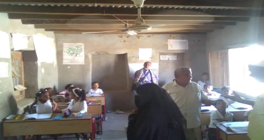 الانتقالي بلحج يتابع قضية طعن الطفل فيرإحدى مدارس تبن ..