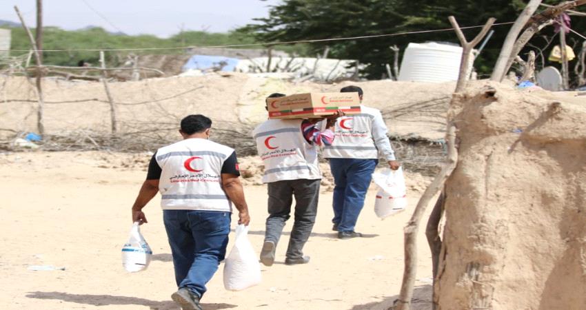 منذ مطلع العام ..الإمارات تغيث 424 ألف مواطن 