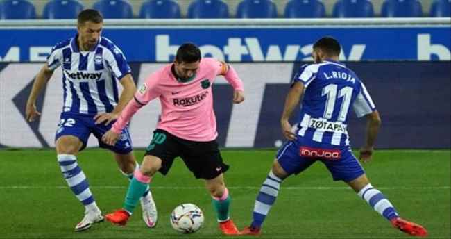 برشلونة يواصل الترنح محلياً ويسقط امام ألافيس 