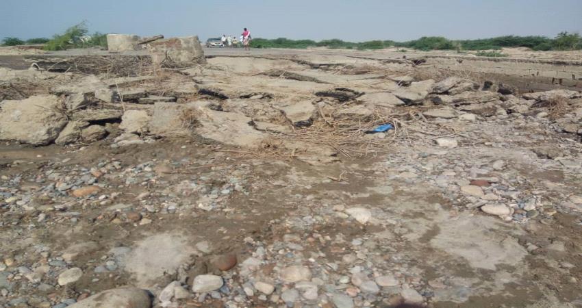 أبين .. لجنة من الانتقالي تكشف عن فساد في مشروع ترميم الطريق الدولي