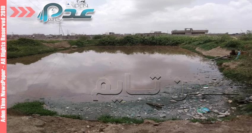 وضع حراسات امنية لاحواض مجاري الصرف الصحي بلحج