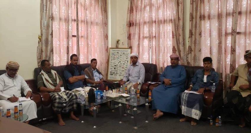 هيئة المصائد السمكية بالمهرة تقر إجراءات لتنظيم الاصطياد والحفاظ على الثروة البحرية