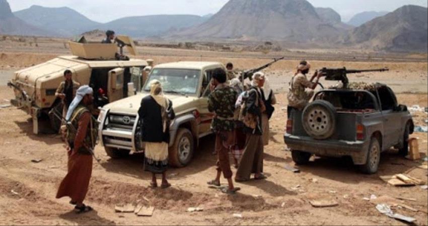 فيما يحشد لغزو الجنوب..."تنظيم إخوان اليمن" يسلم مناطق واسعة بمأرب للمليشيات الحوثية