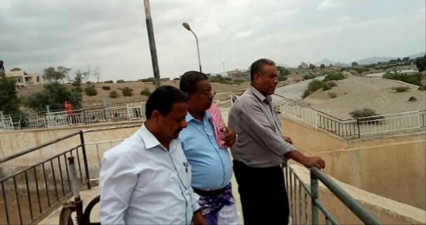 قال : يريدون اطالة أمد الحرب ليسرقوا .. مسؤول حكومي يكشف عبث دعم منظمات دولية 