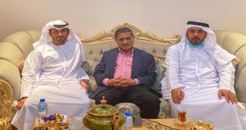 البحسني يبحث في أبوظبي سبل إنشاء محطات بالطاقة الشمسية في حضرموت