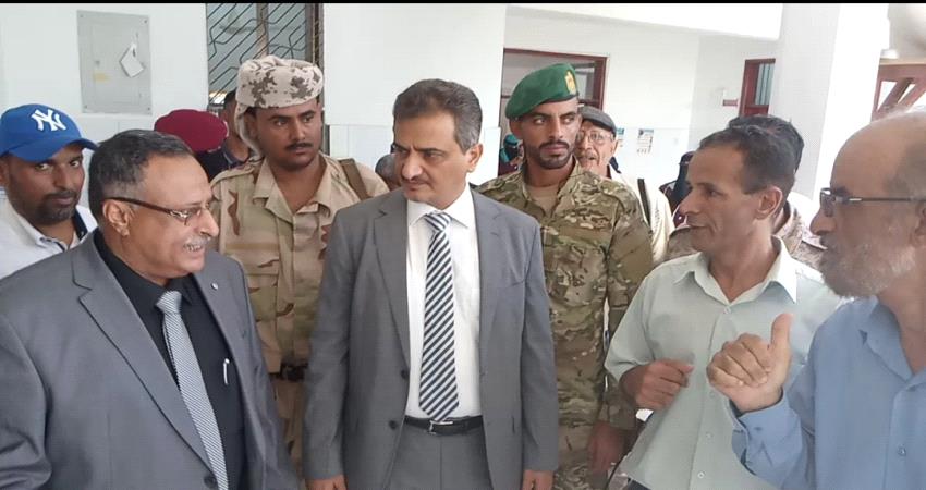 جهود حثيثة يقوم بها المحافظ "لملس" لإنتشال العاصمة عدن 