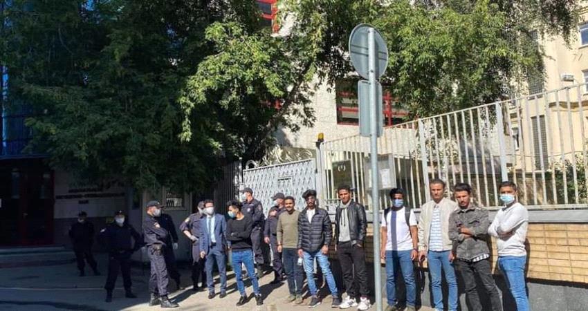 الحكومة اليمنية تكشف موعد دفع مستحقات الطلاب المبتعثين للخارج