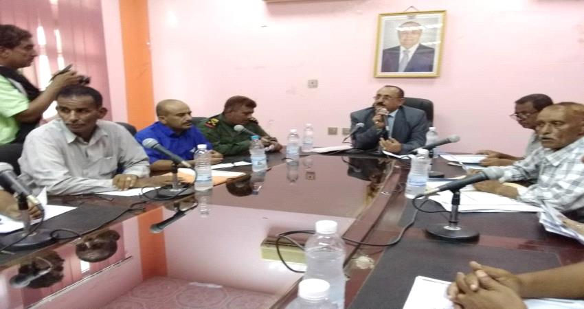 مدير مكتب آثار لحج يقدم استقالته عقب اجتماع المكتب التنفيذي بلحج