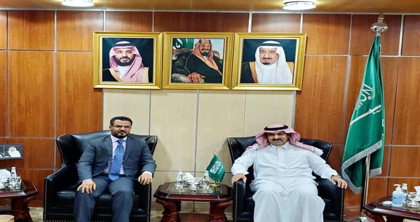 السفير السعودي : الخدمات الأساسية مسؤولية السلطة اليمنية وسنوقع مع الحكومة المرتقبة برنامج لدعم الكهرباء
