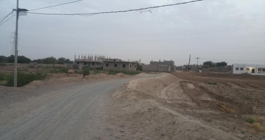 مناشدات بإصلاح كيبل كهرباء انفجر منذ 45 يوم في مديرية تبن بلحج