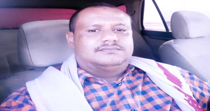 مسؤول حكومي: قيادات بالشرعية تلقت عمولات من صنعاء 