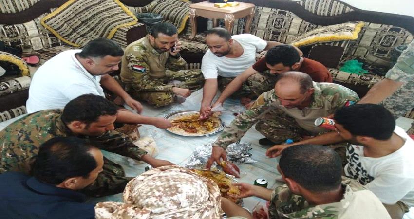 أول ظهور لقائد لواء بالشرعية أسر في أبين